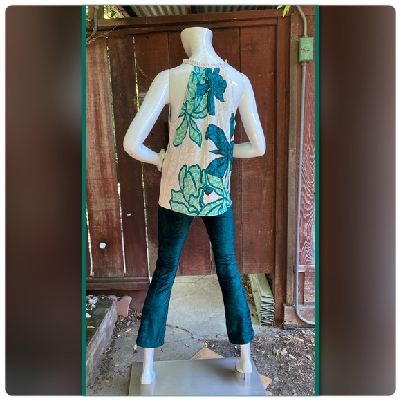 Free People green velvet cropped pants - Picture 2 of 8